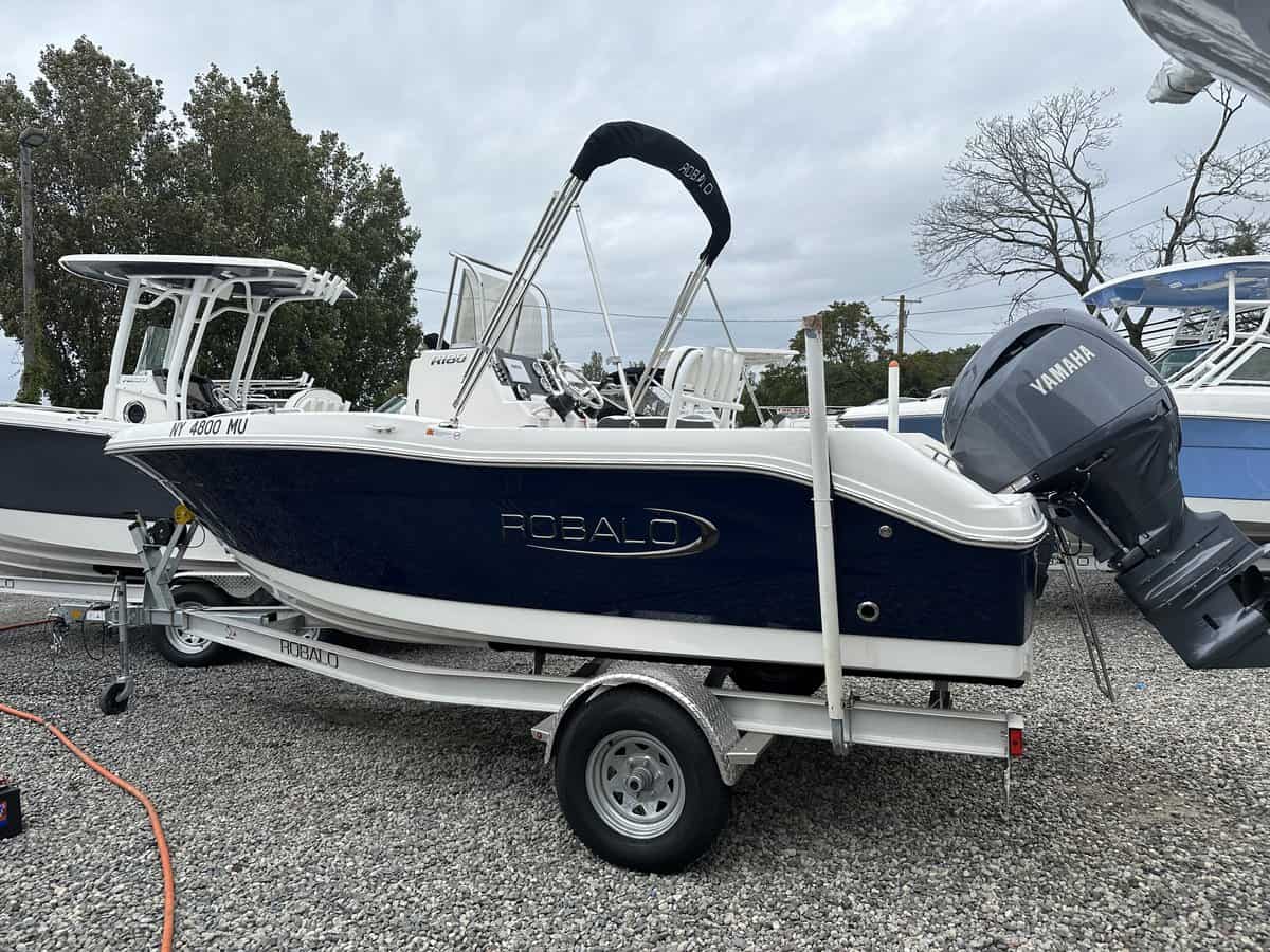 USED 2023 Robalo R180 - Great Bay Marine