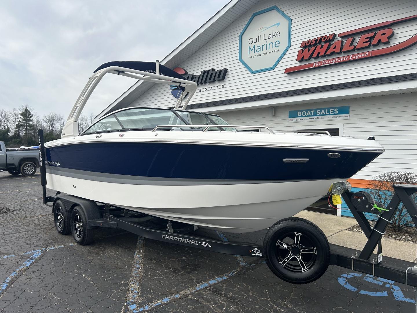 2025 Chaparral 247 SSX 8280 - Gull Lake Marine