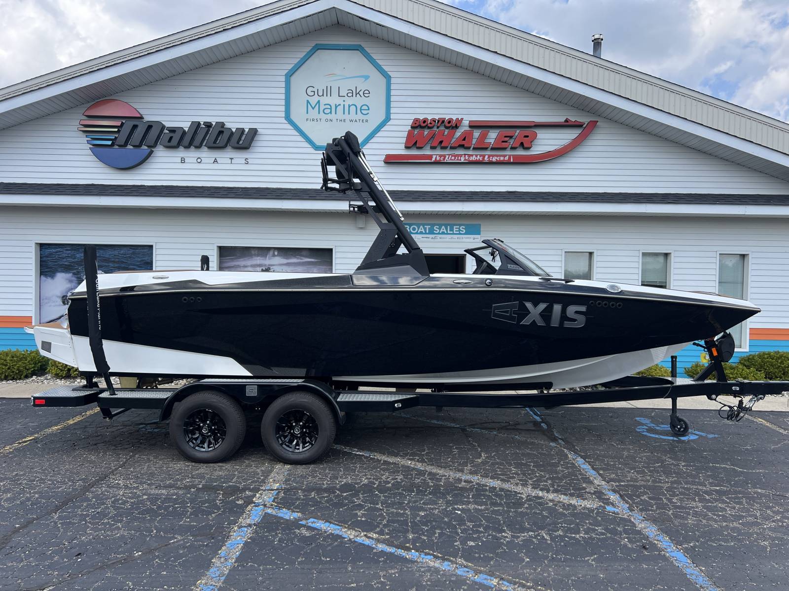 2025 Axis A225 - Gull Lake Marine