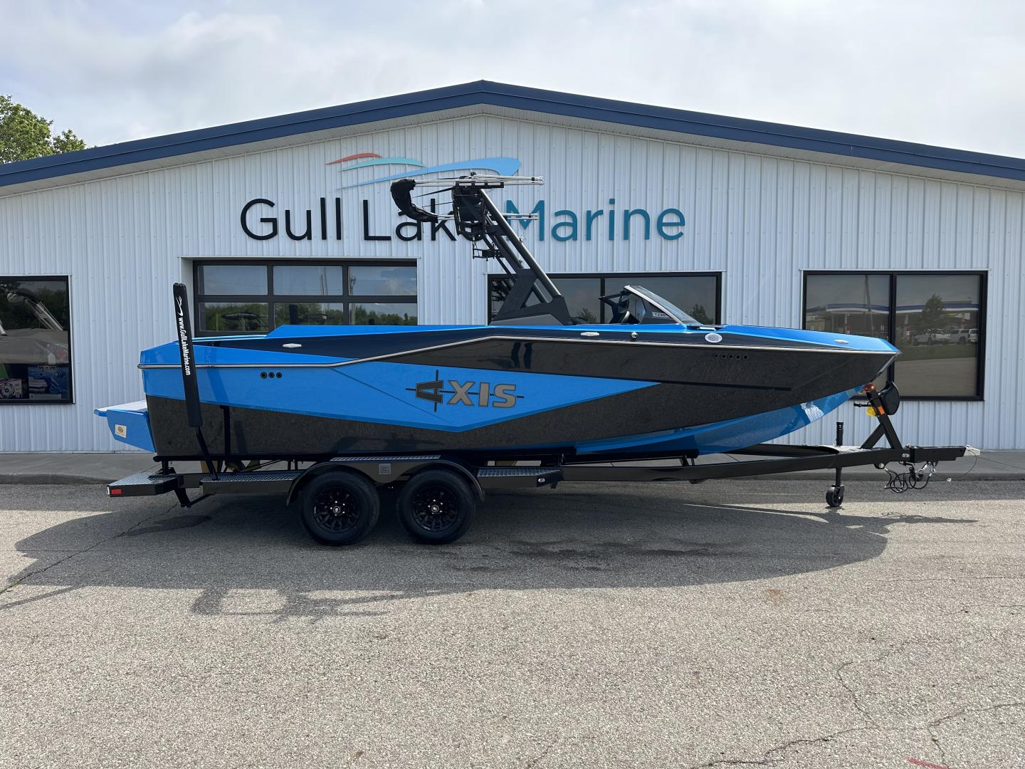 2025 Axis T235 - Gull Lake Marine