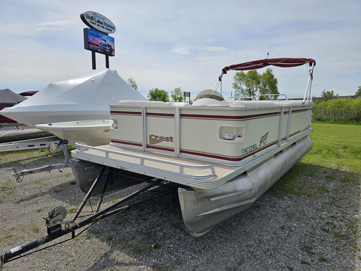 2003 Crest SAVANNAH - Gull Lake Marine