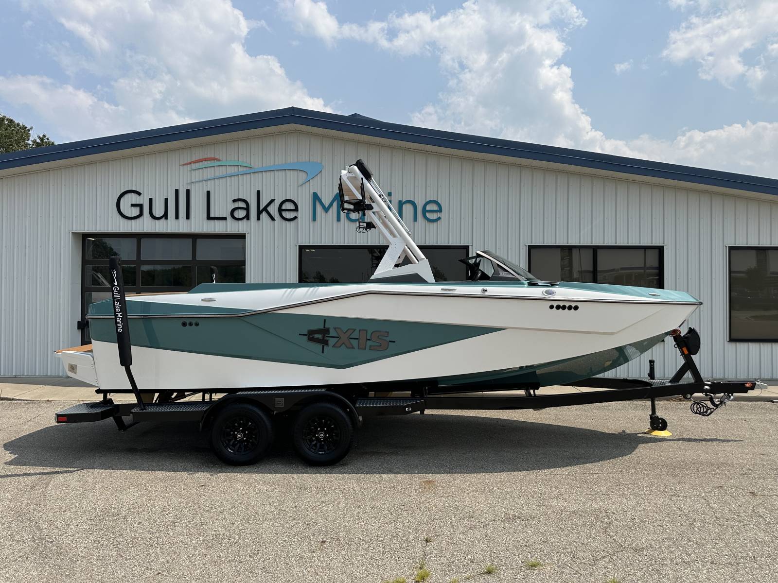 2025 Axis T235 - Gull Lake Marine