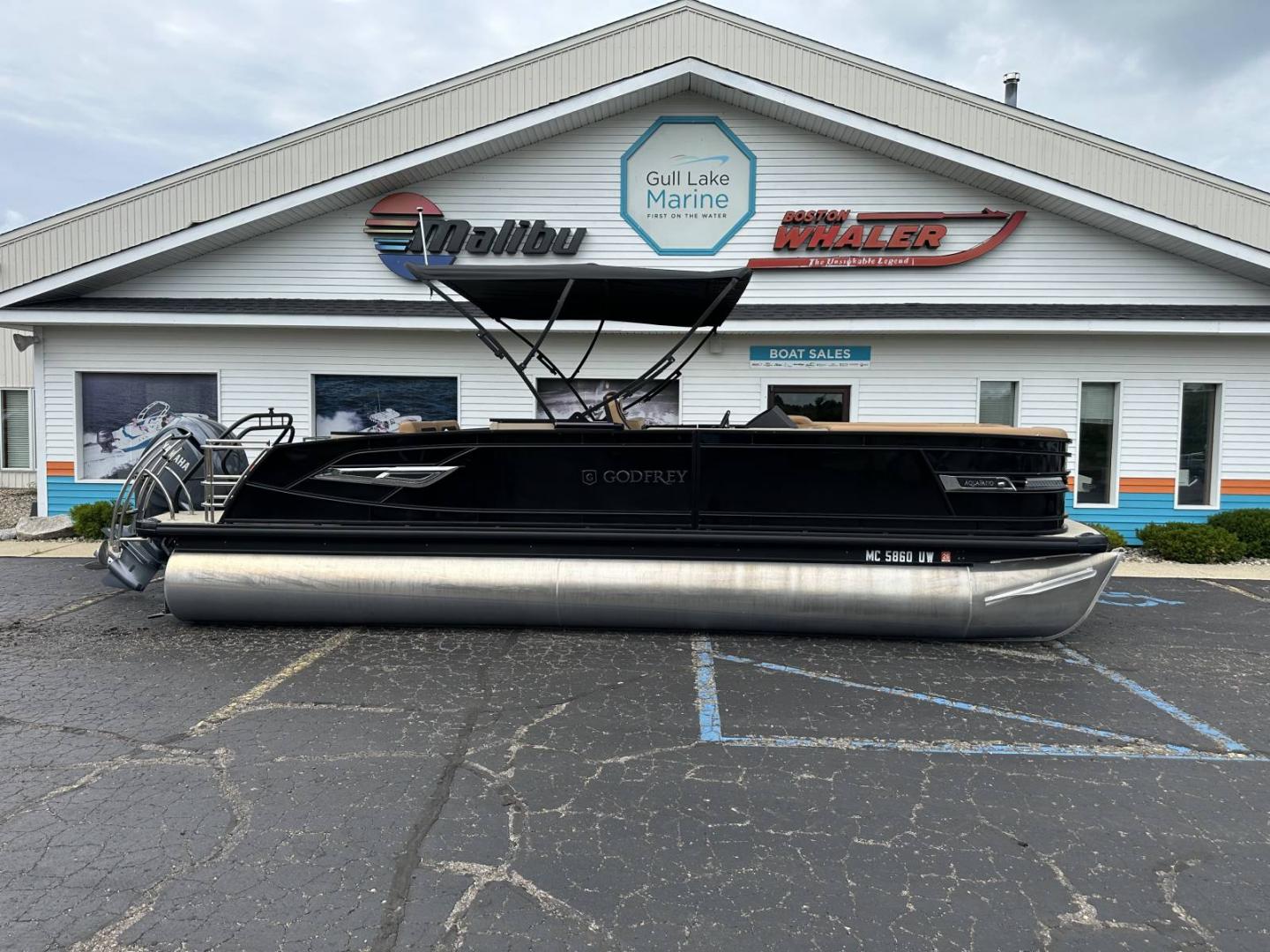 2023 Godfrey AQUA PATIO - Gull Lake Marine