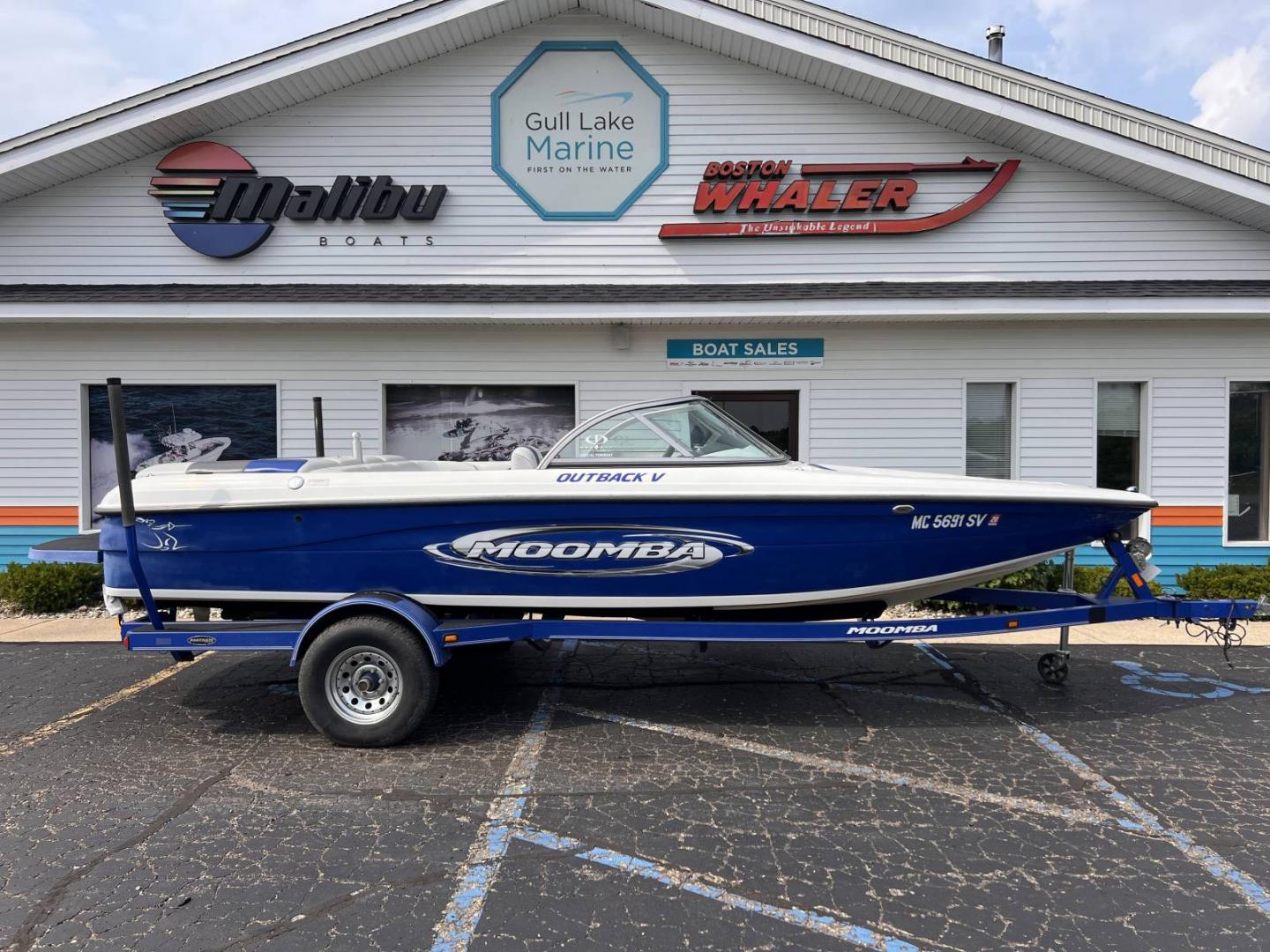 2005 Moomba OUTBACK V - Gull Lake Marine