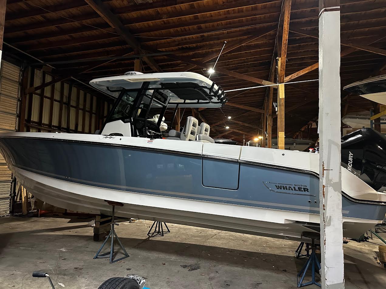 2026 Boston Whaler OUTRAGE 330 - Gull Lake Marine