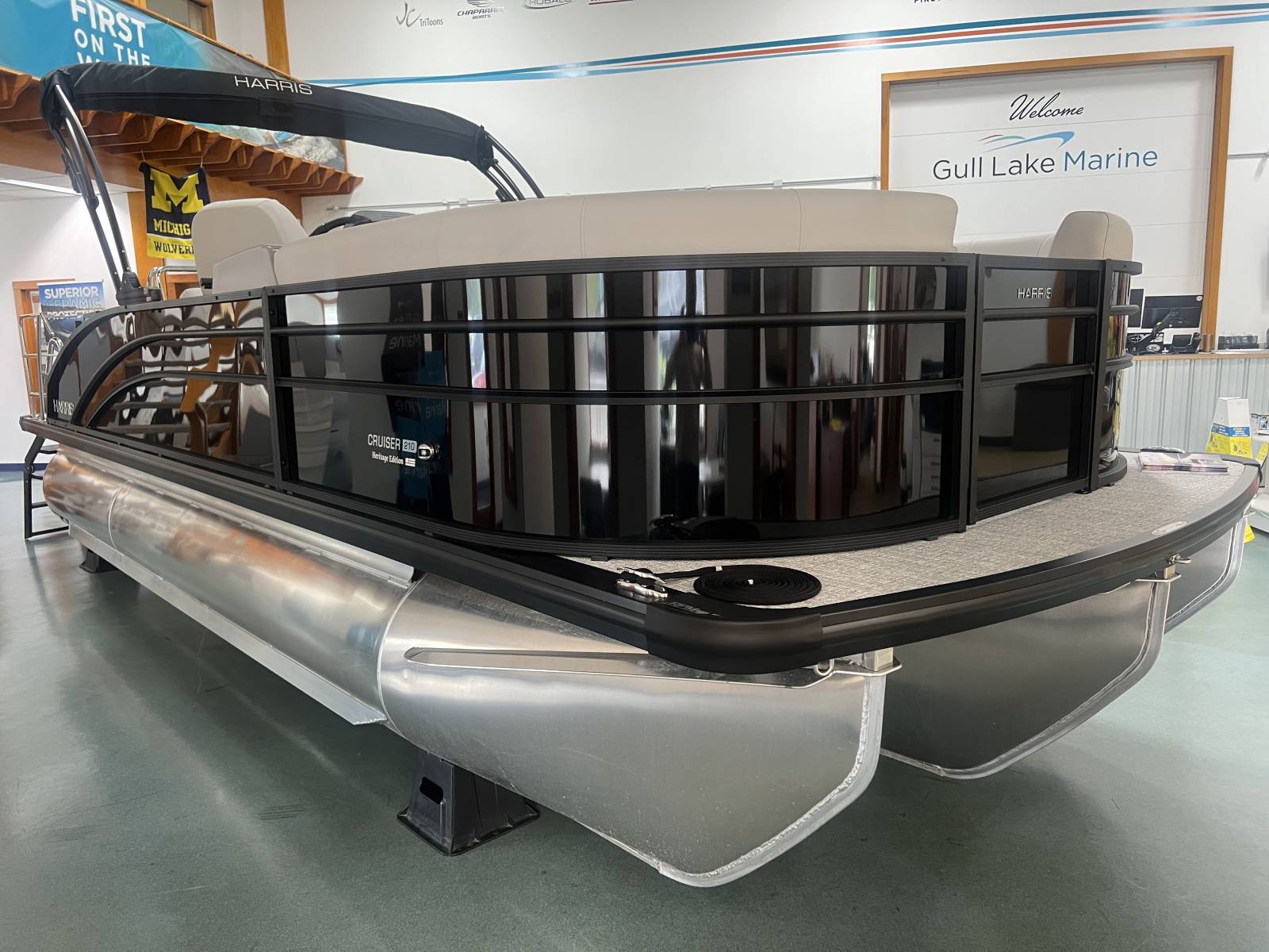 2026 Harris CRUISER 210 SLDH HTG - Gull Lake Marine