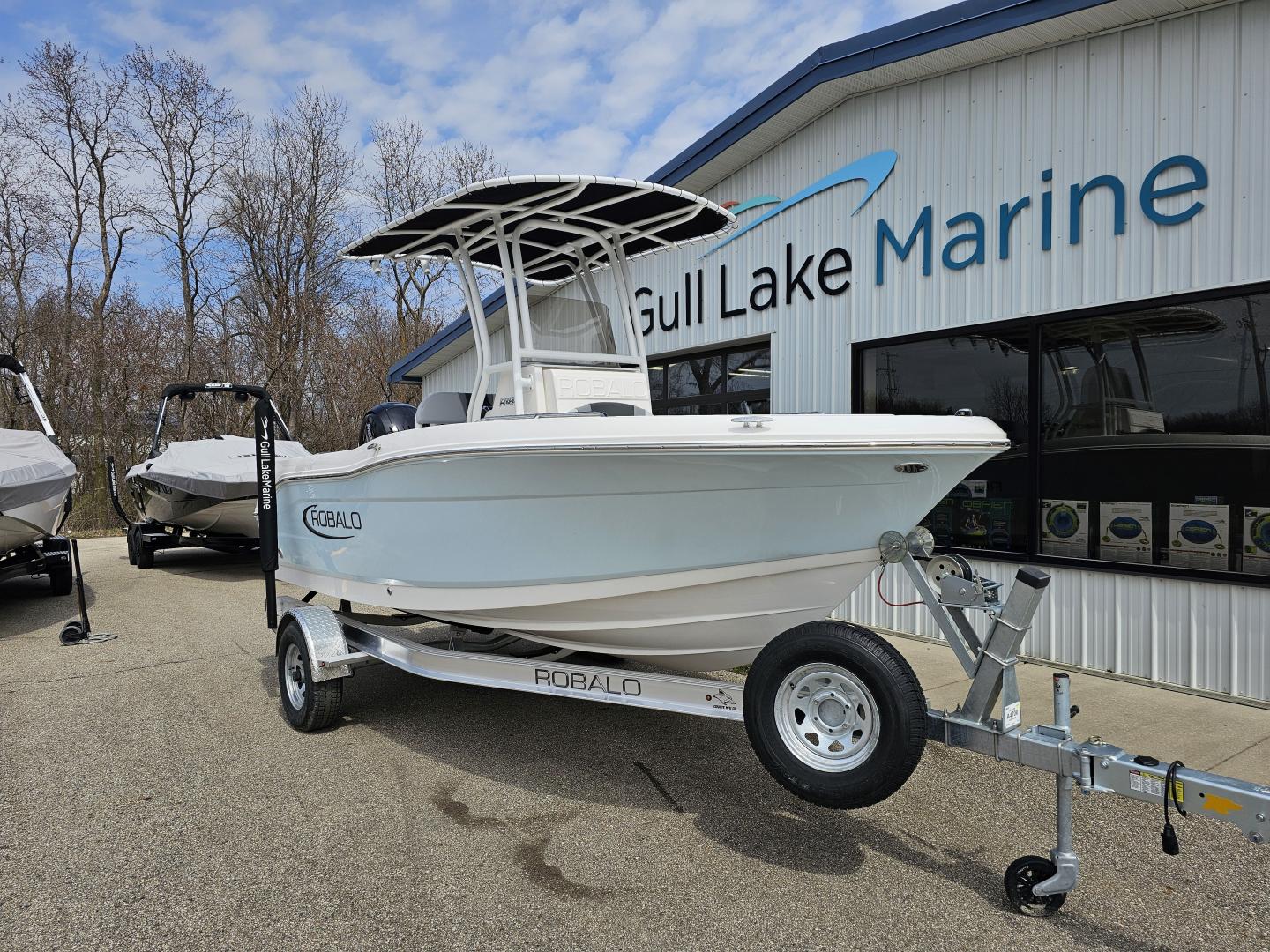 2025 Robalo R180 - Gull Lake Marine