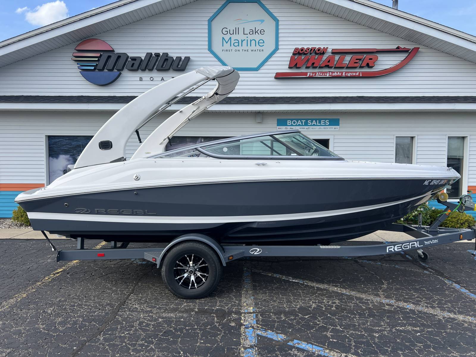 2019 Regal 2000 ES - Gull Lake Marine