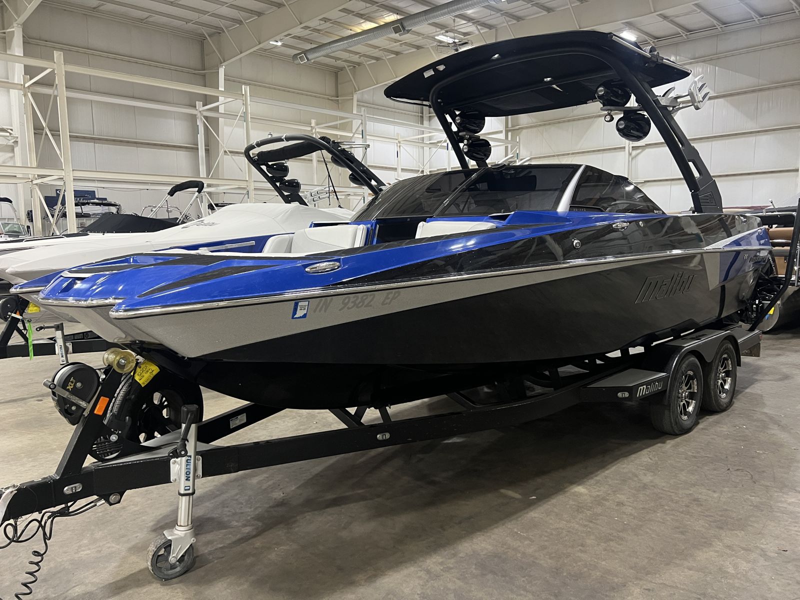 2017 Malibu 22MXZ - Gull Lake Marine