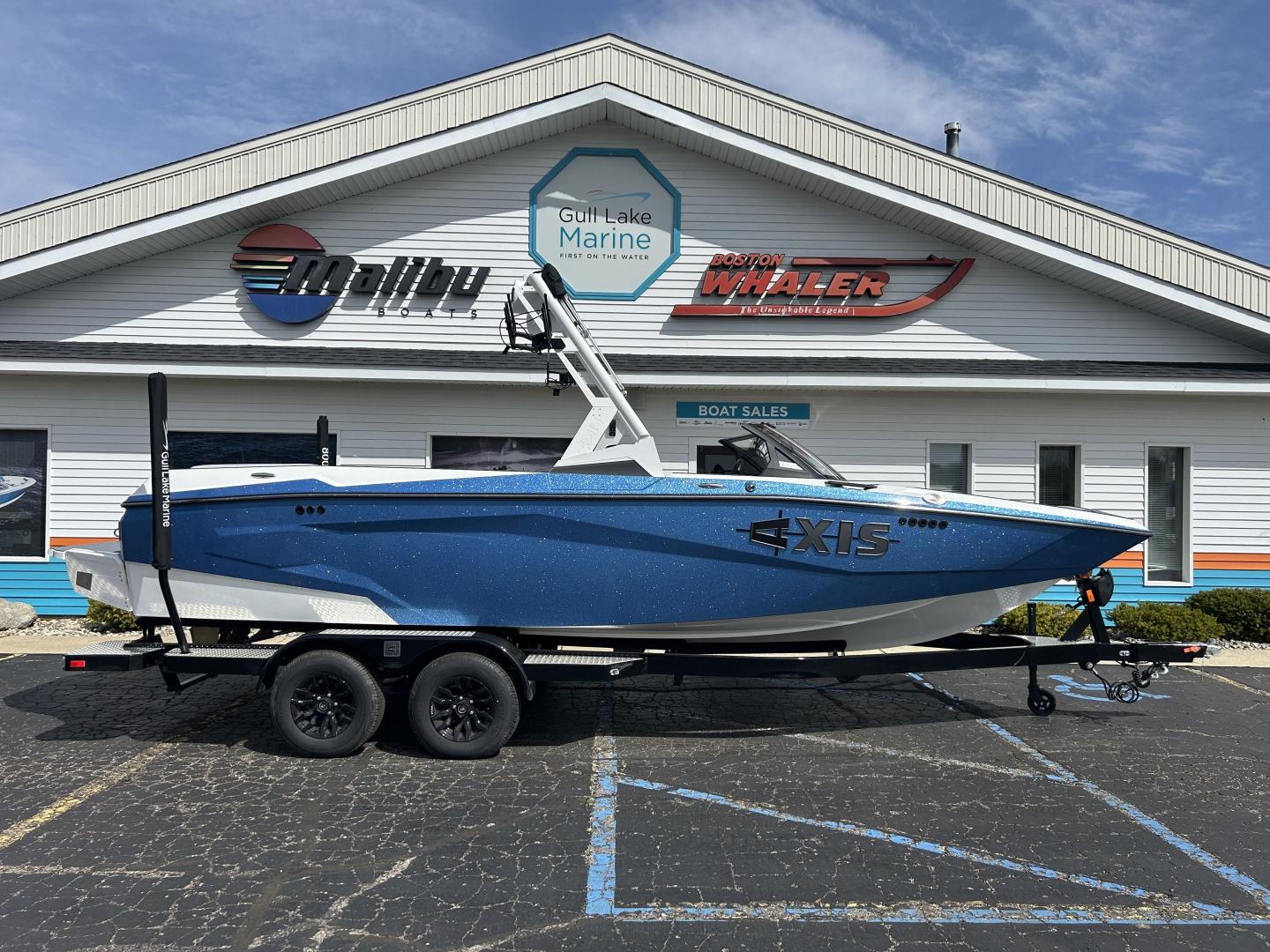 2025 Axis A225 - Gull Lake Marine
