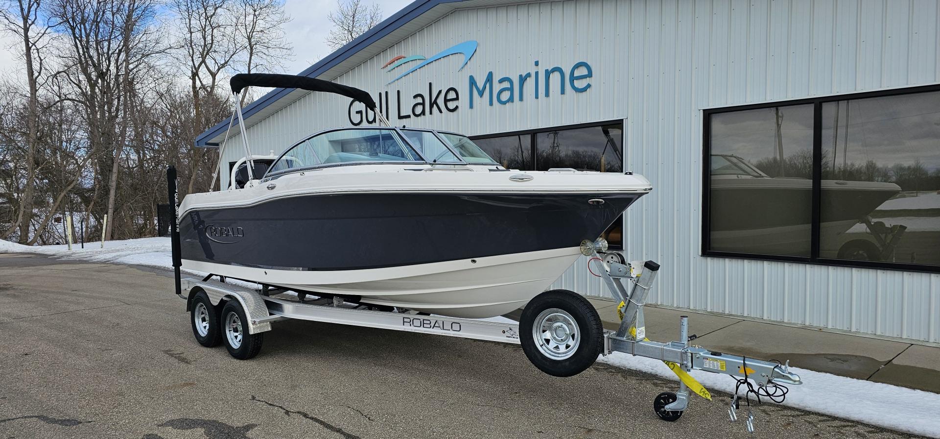 2025 Robalo R207 - Gull Lake Marine