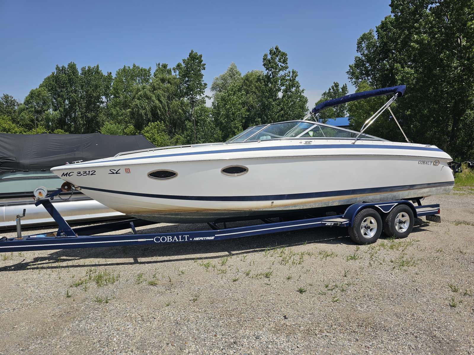 2003 Cobalt 263 CUDDY - Gull Lake Marine