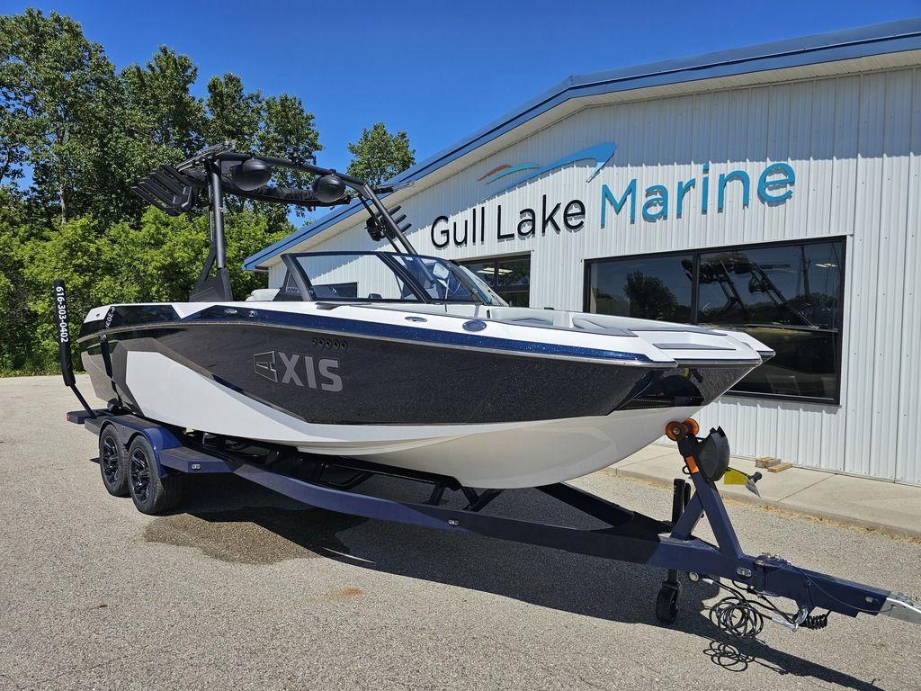 2024 Axis A245 - Gull Lake Marine
