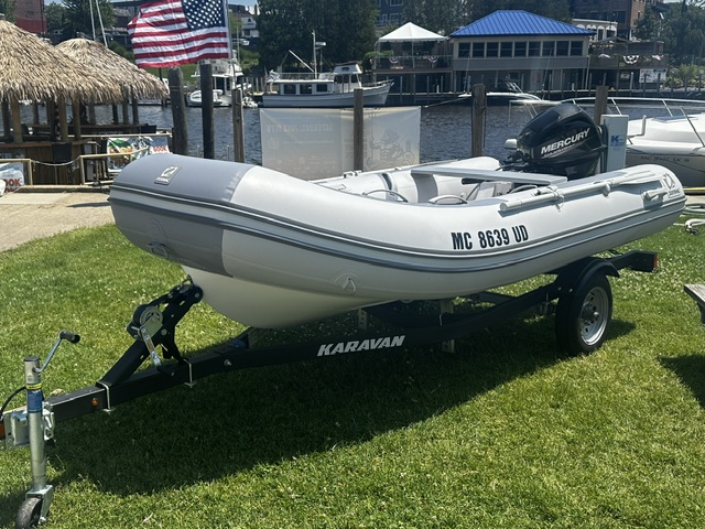 2017 Zodiac CADET 340 RIB - Gull Lake Marine