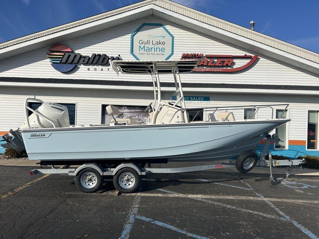 2024 Boston Whaler 210 Montauk - Gull Lake Marine