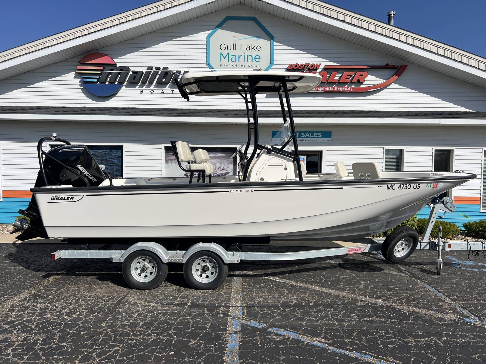 2022 Boston Whaler 210 MONTAUK - Gull Lake Marine