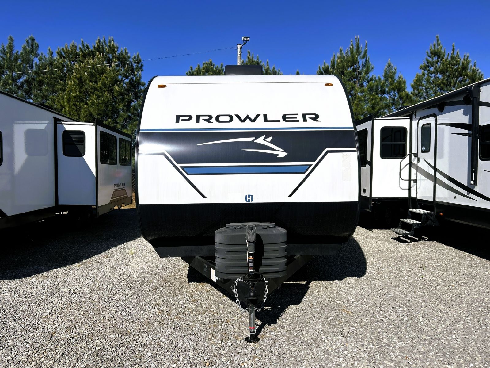 Image of 2025 HEARTLAND RV PROWLER 3211 BH