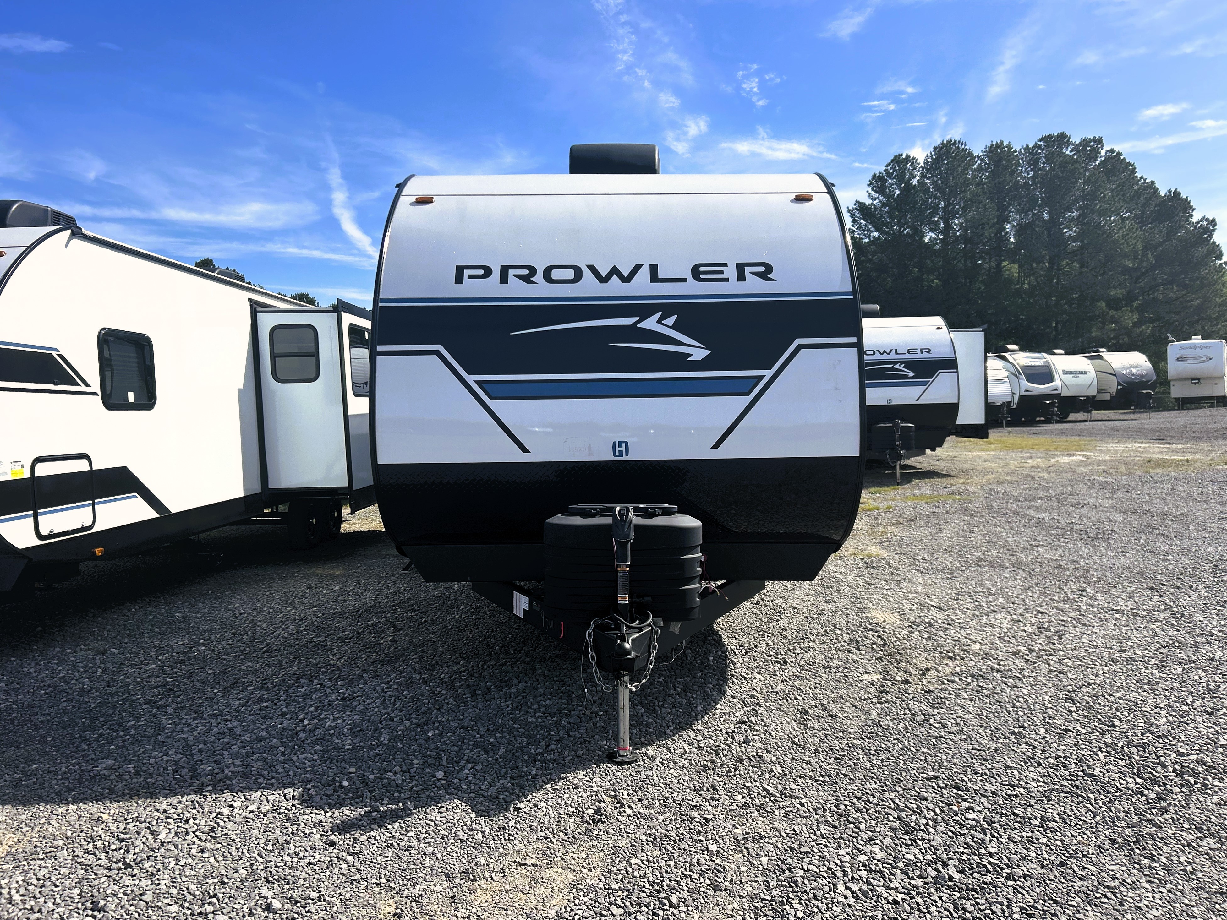 Image of 2025 HEARTLAND RV PROWLER 2909 RK