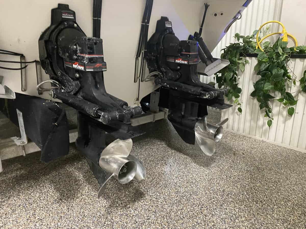 USED 1989 Sea Ray 27 Pachanga - Hutchinson's Boat Works