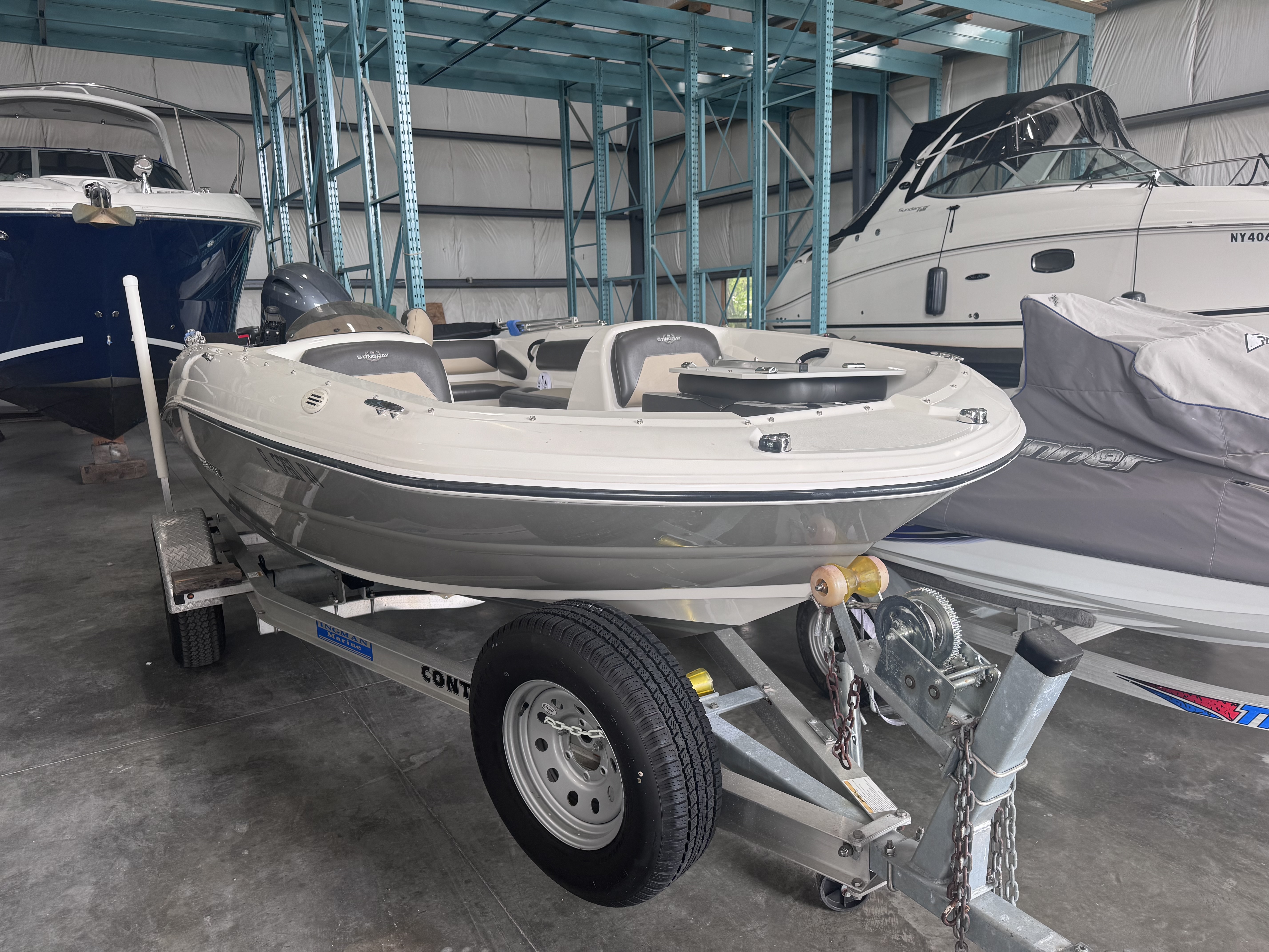 USED 2019 Sting Ray 182 SC - Hutchinson's Boat Works