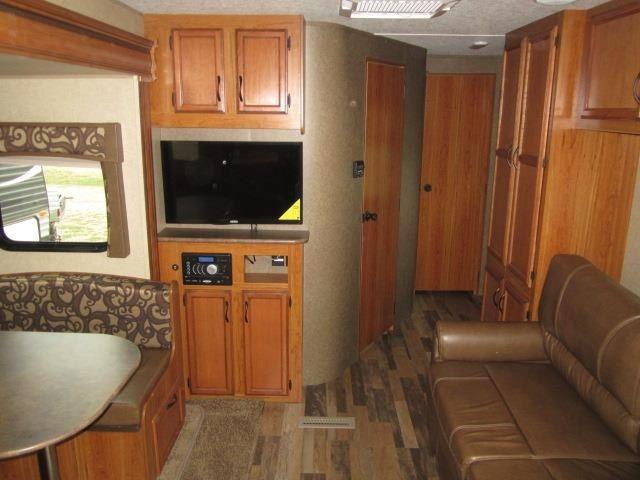 USED 2015 STARCRAFT AUTUMN RIDGE 266RKS - Jack's Campers
