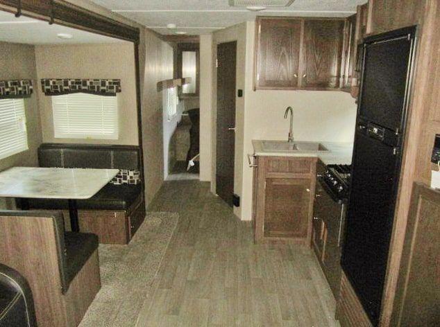 USED 2018 DUTCHMEN COLEMAN 280RL - Jack's Campers