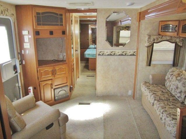 USED 2007 KEYSTONE MONTANA MOUNTAINEER 30FKD - Jack's Campers