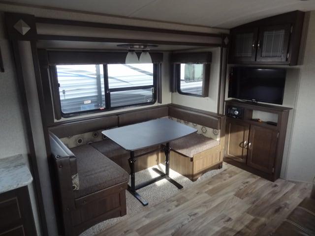 USED 2018 KEYSTONE SPRINGDALE 262RK - Jack's Campers