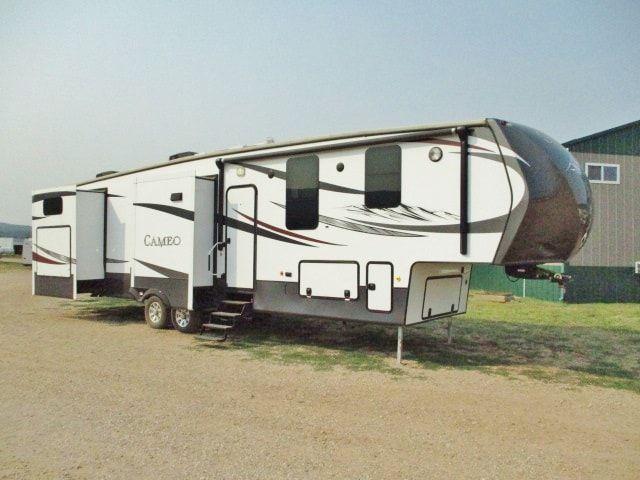 USED 2015 CROSSROADS CAMEO 39 BH - Jack's Campers