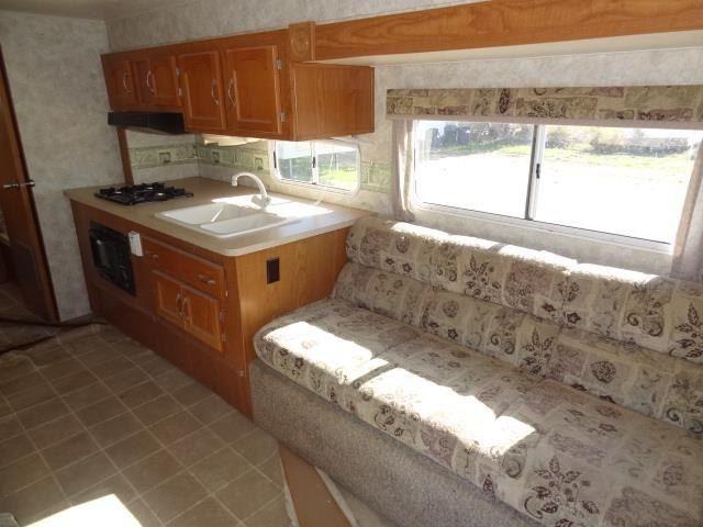 USED 2006 COACHMEN COACHMEN CATALINA 27TBS - Jack's Campers