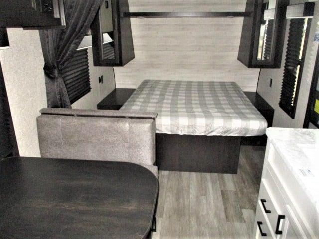 NEW 2022 JAYCO JAY FLIGHT SLX 224BH - Jack's Campers