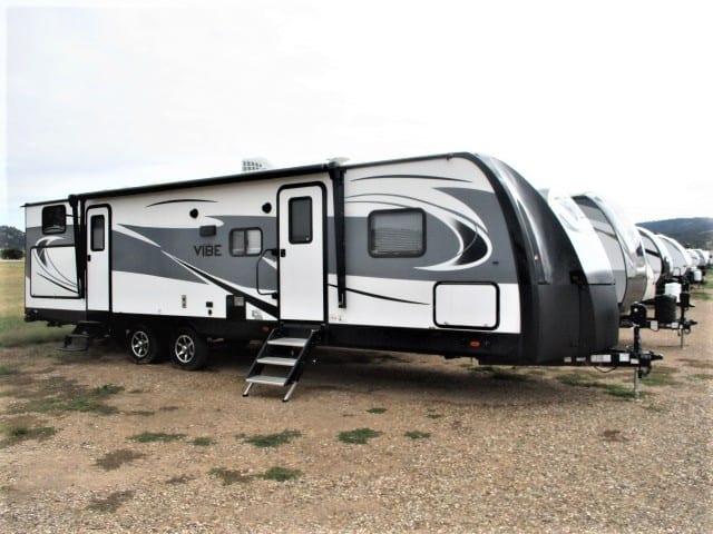 USED 2018 FOREST RIVER VIBE 308BHS - Jack's Campers