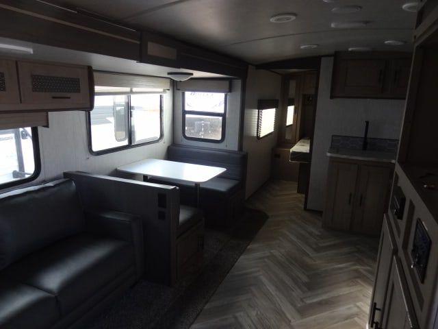 USED 2021 CRUISER RV SHADOW CRUISER 277BHS - Jack's Campers