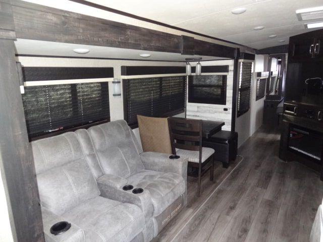 USED 2021 JAYCO WHITE HAWK 28RL - Jack's Campers