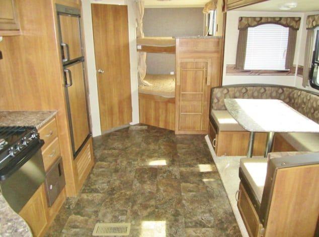 USED 2016 KEYSTONE SUMMERLAND 2820BH - Jack's Campers