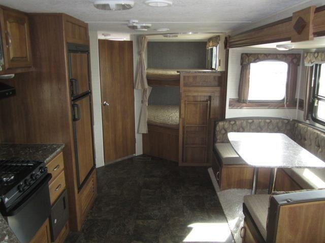USED 2016 KEYSTONE SUMMERLAND 2820BH - Jack's Campers