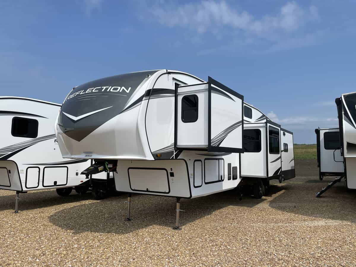 NEW 2024 Grand Design Reflection 367BHS - Kroubetz Lakeside Campers