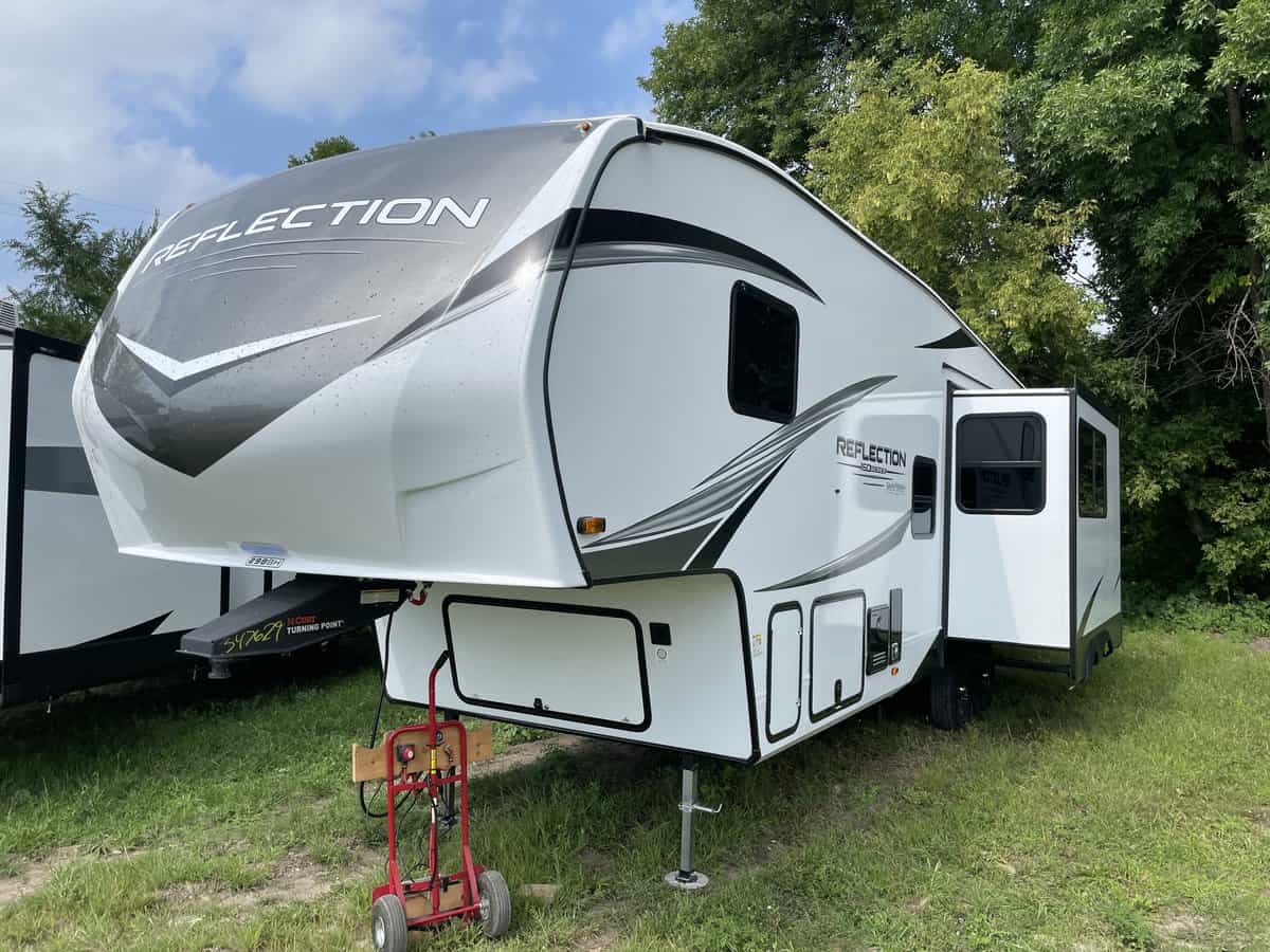 NEW 2024 Grand Design Reflection 150Series 298BH Lake Crystal, MN