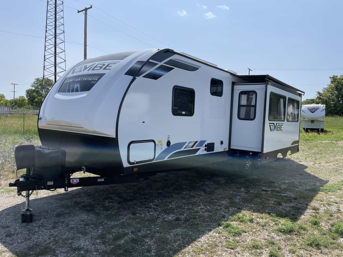 USED 2022 Forest River Vibe 28BH - Kroubetz Lakeside Campers