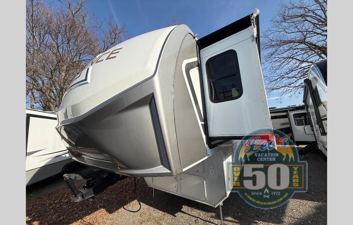 New 2026 Alliance RV Paradigm 395DS