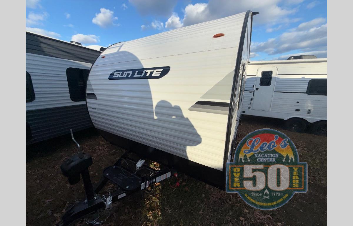 New 2026 Sunset Park RV Sun Lite 16BH