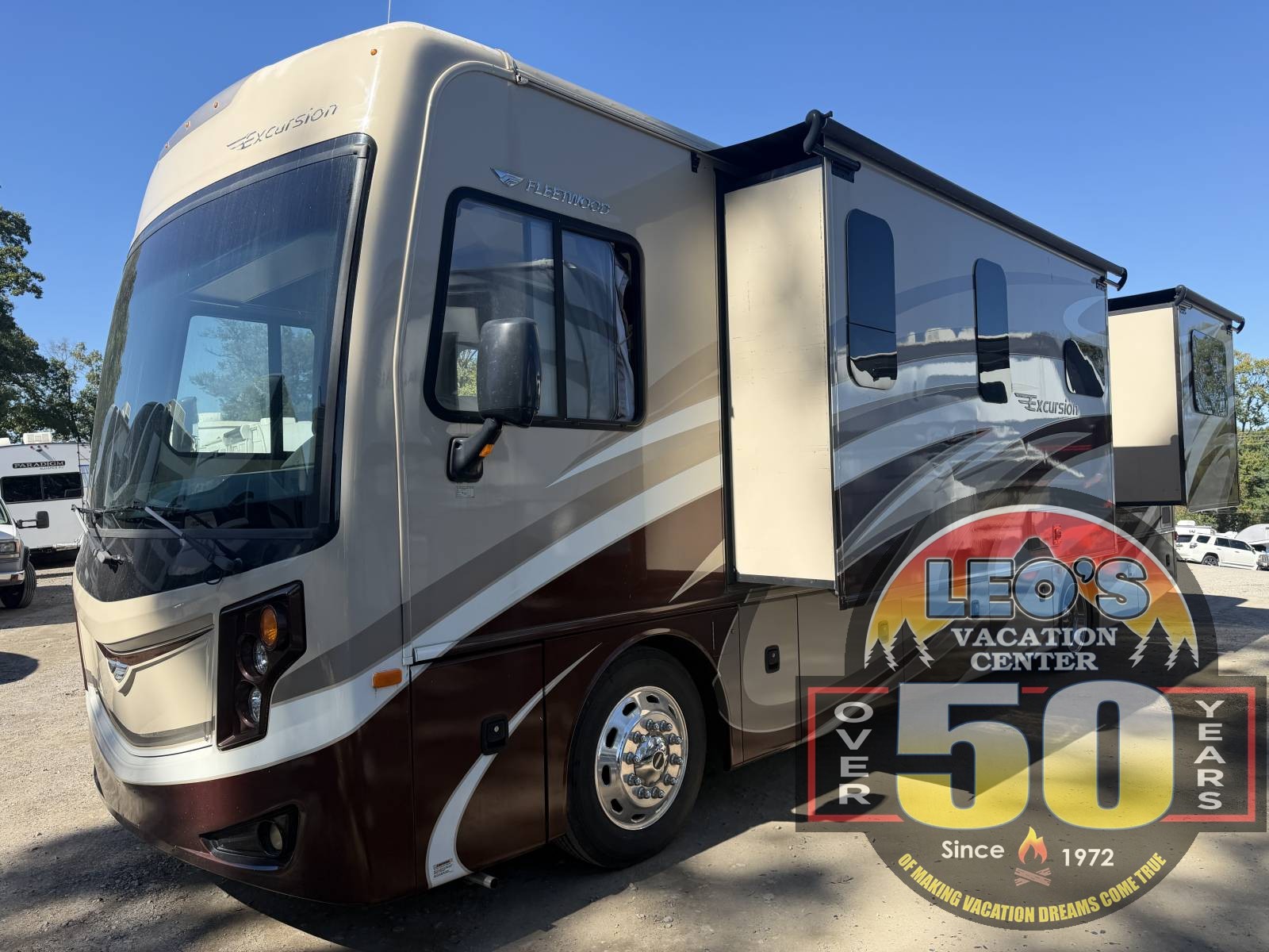 USED 2016 EXCURSION 33D - Leo's Vacation Center
