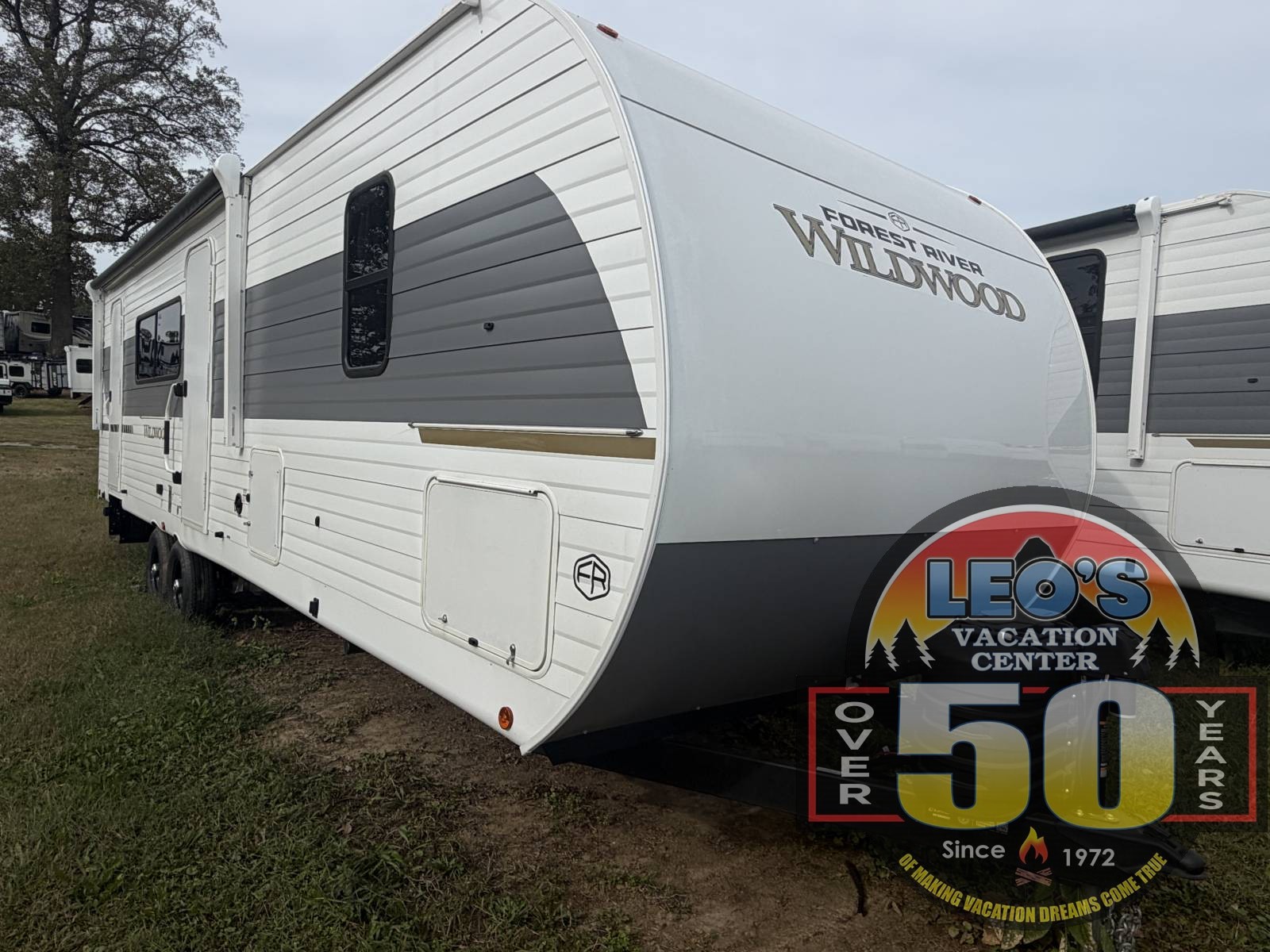 NEW 2027 Forest River WILDWOOD 26DBHD - Leo's Vacation Center