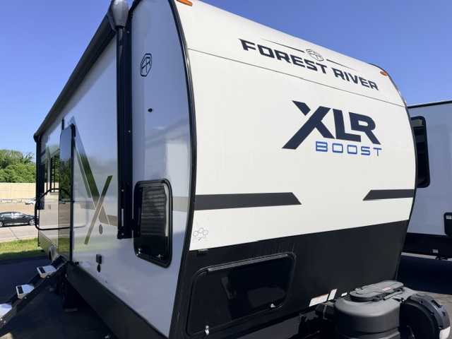 2026 XLR Boost 2114BX | Midwest RV Center | St. Louis, MO | 8834