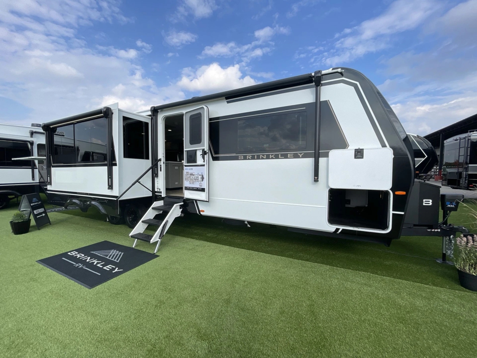 2026 Brinkley RV Model Z AIR 315