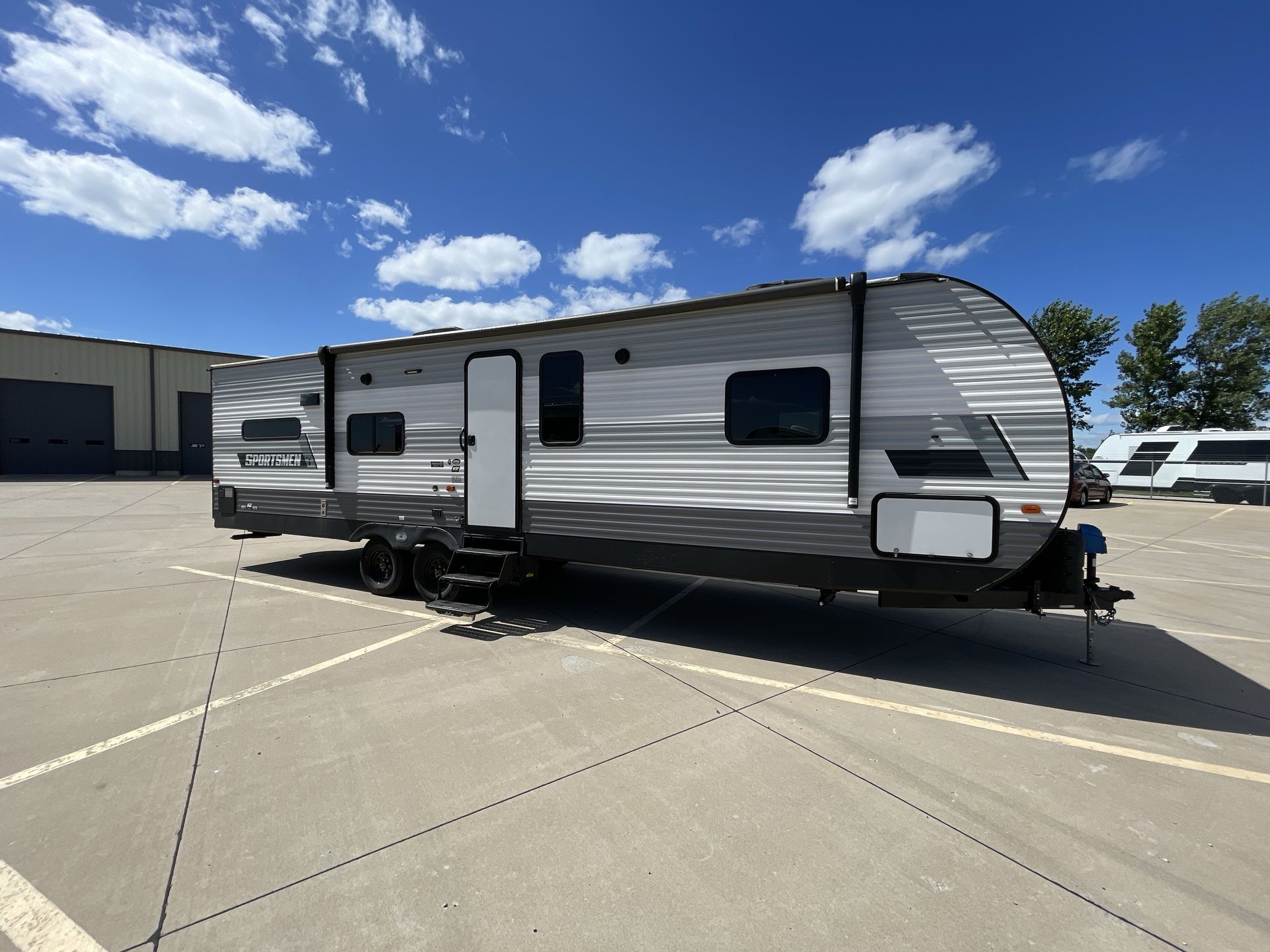 2022 KZ RV Sportsmen SE 301RKSE - Premier RV