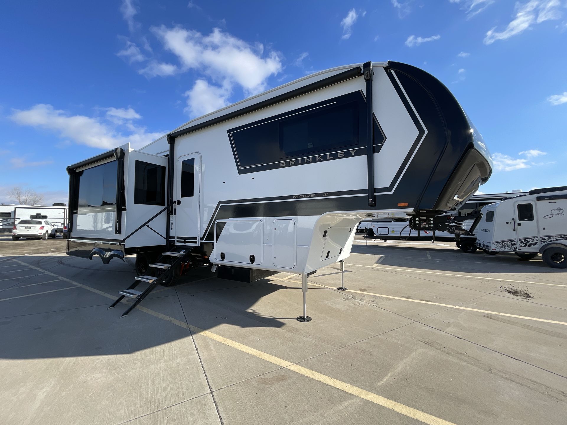 2026 Brinkley RV Model Z 2700