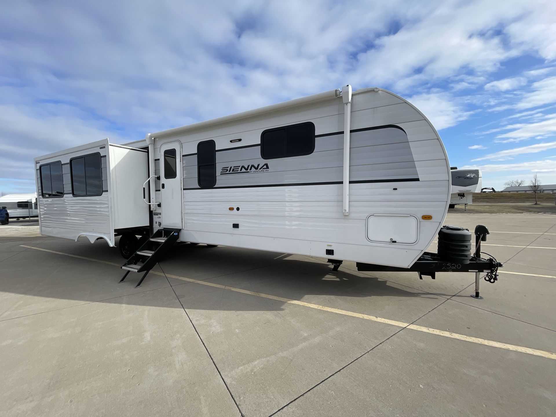 2025 Venture RV SIENNA 293VIK
