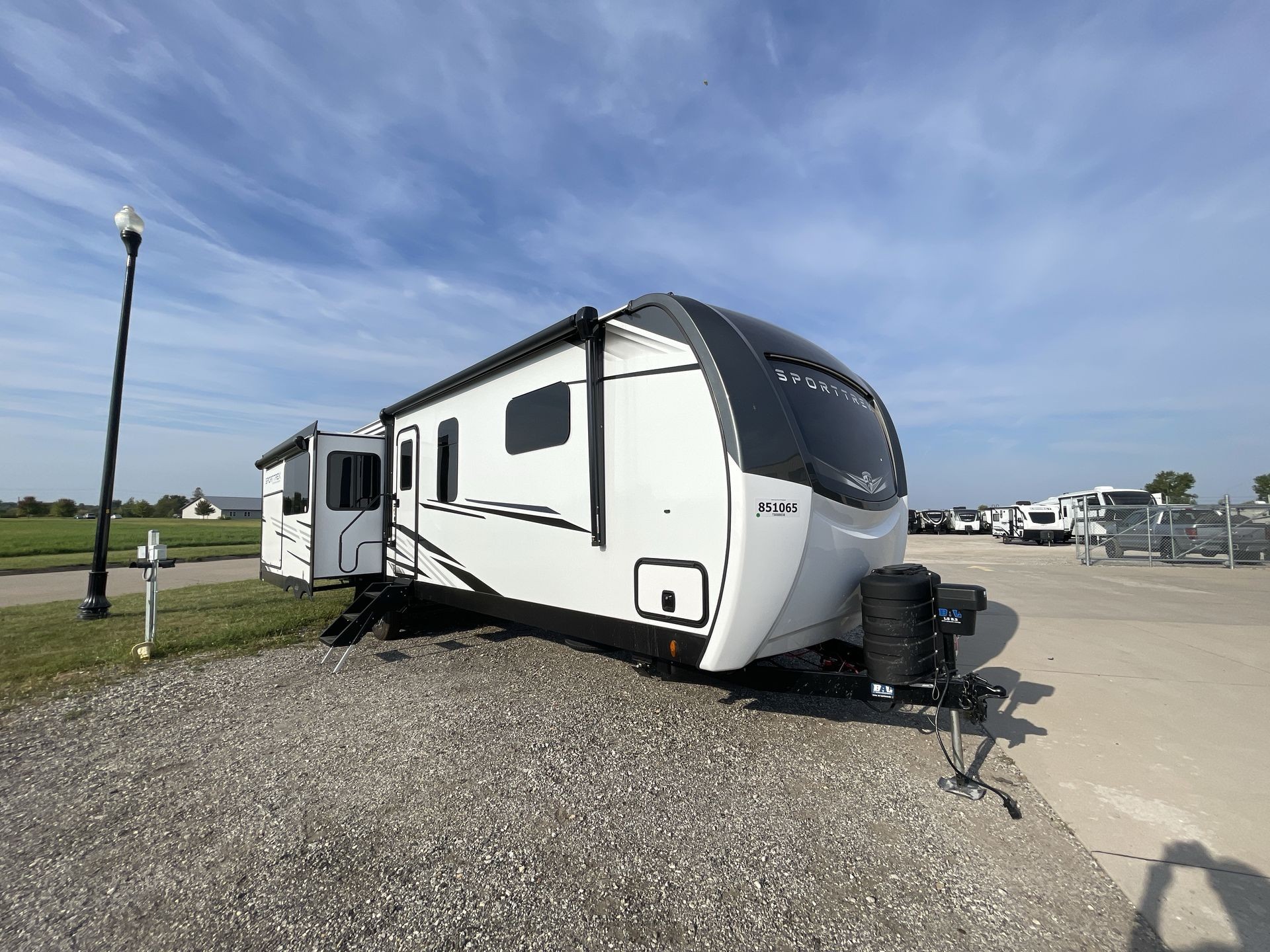 2026 Venture RV SPORTTREK TOURING EDITION STT343VIK - Premier RV