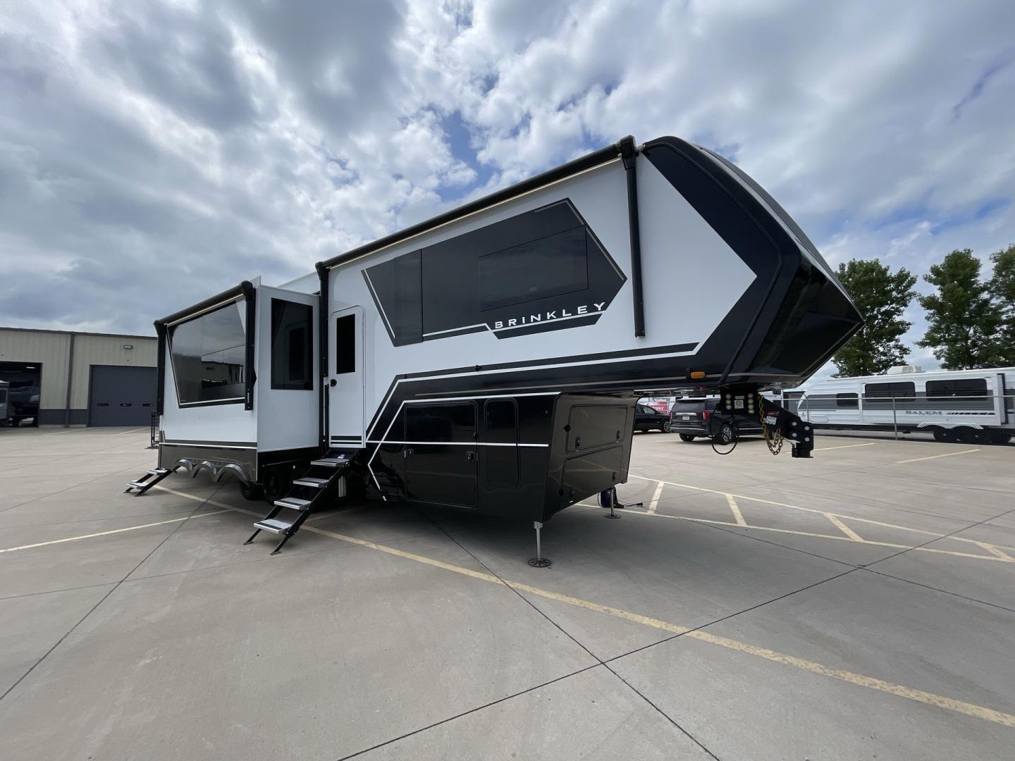 2026 Brinkley RV Model G 3250 - Premier RV